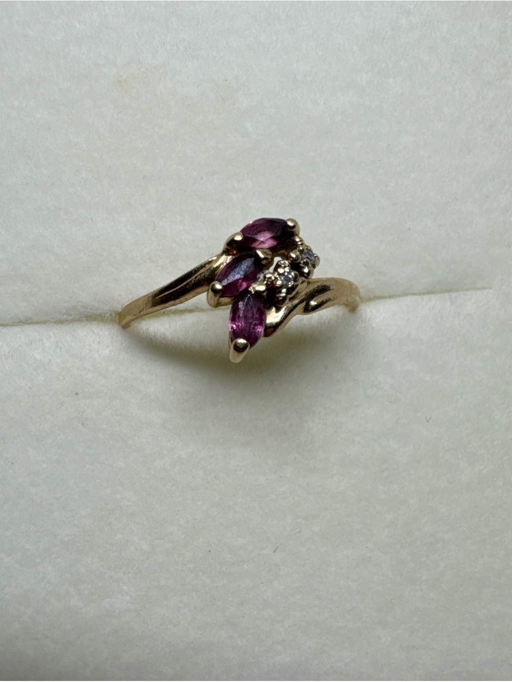 14K Yellow Gold Size 7.5 Marquise Ruby Cluster & Accent Diamond Ring 1.3g